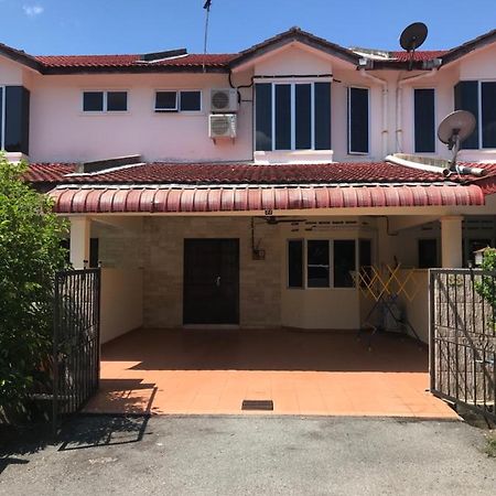 Kerai Guest House Temerloh Kampong Telok Mengkuang Exterior photo